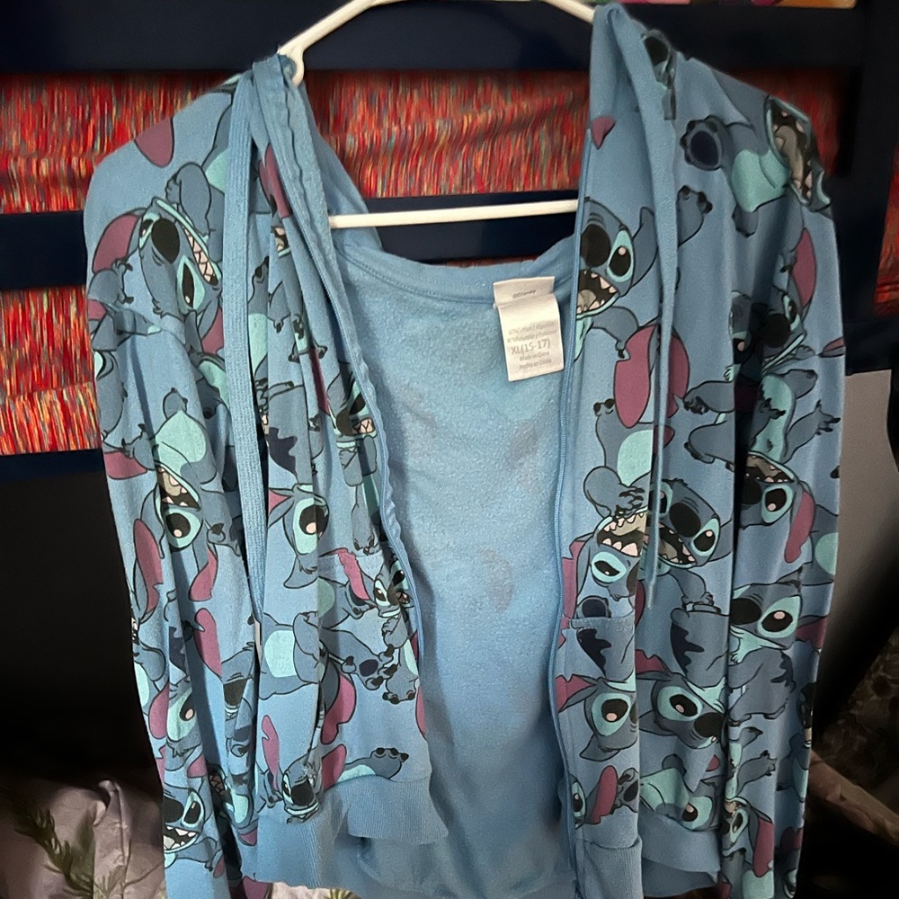 Stitch zip u hoodie